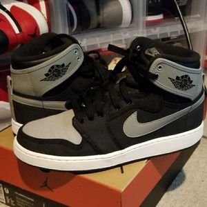 Jordan

AJ1 KO High OG shadow